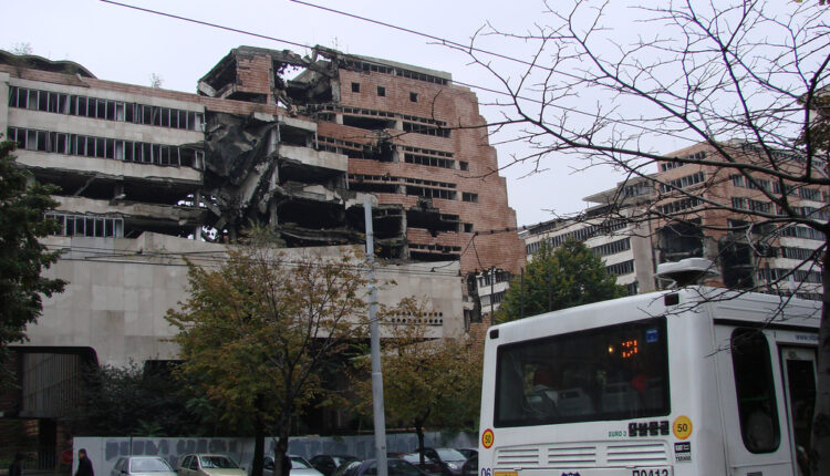 Ko sprečava da Srbija utvrdi posledice NATO bombardovanja