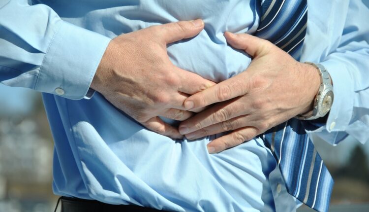 Bol ispod desnog rebra može ukazivati na ozbiljan problem s jednim organom