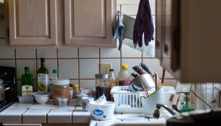 Kako da očistite kuhinju za samo 5 minuta? Neverovatno, ali može – možda i brže