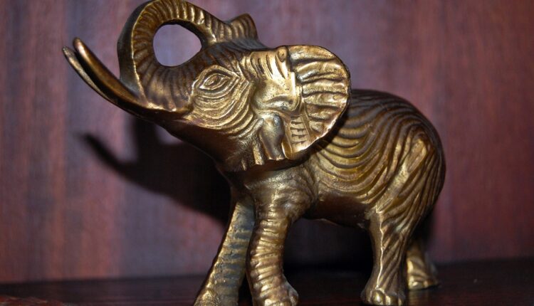 Ako imate figuricu slona u kući, evo gde treba da stoji kako biste prizvali ljubav i sreću